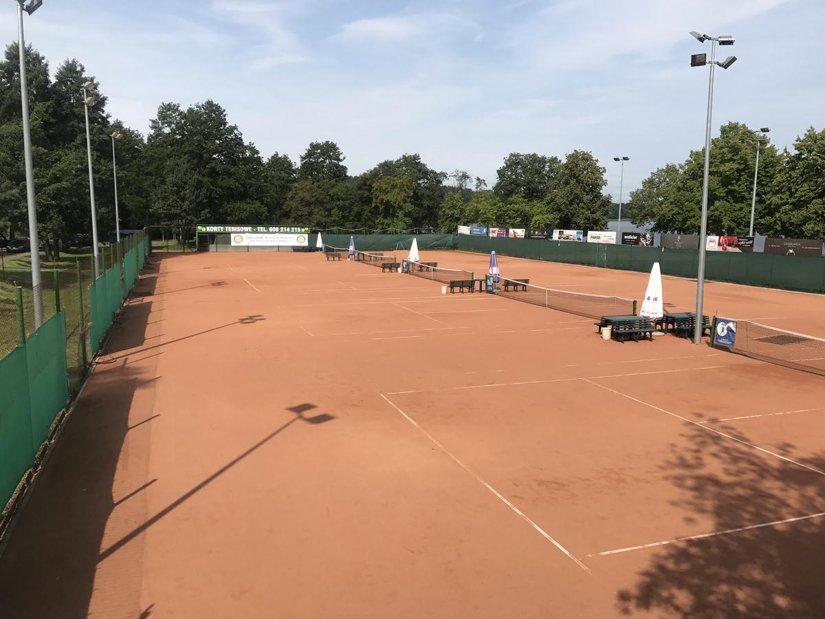 Sportowy Apartament Nad Jeziorem Apartment Олщин Екстериор снимка